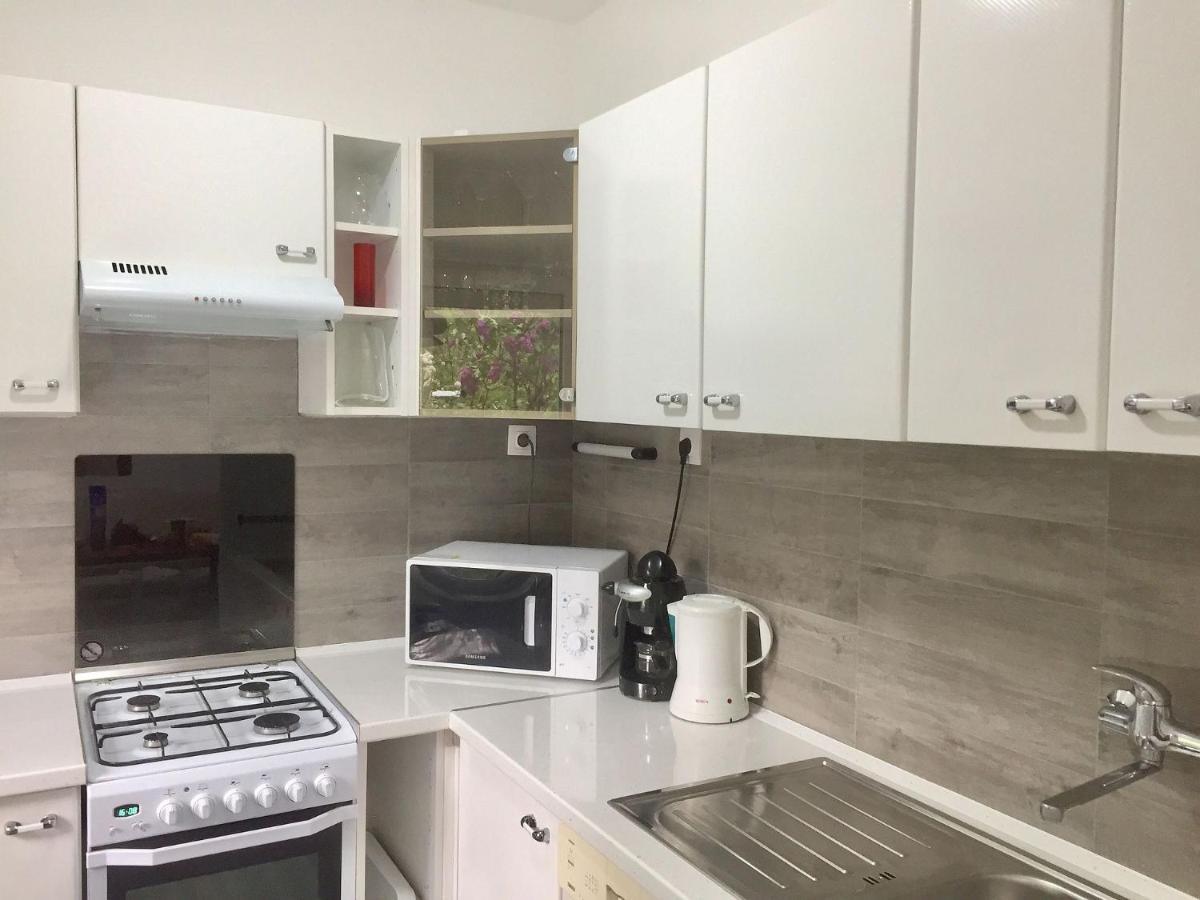 Flair Apartmanhaz Eger Luaran gambar